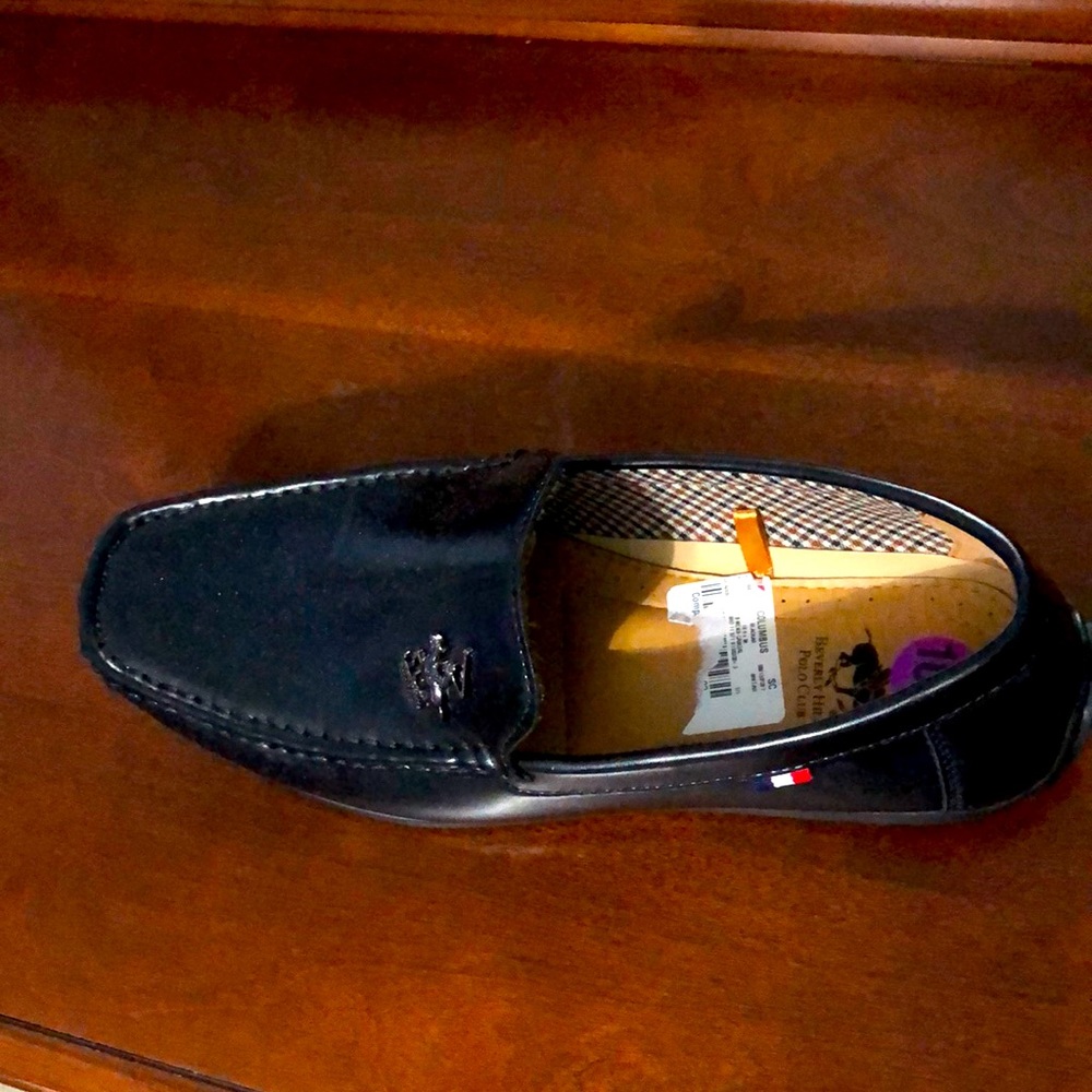 Dress shoes